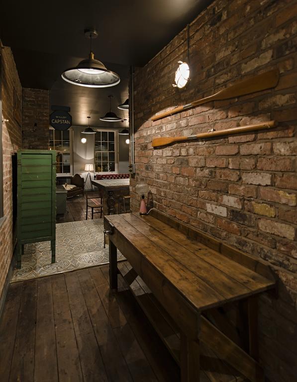 Le Bateau Aparthotel Liverpool Room photo